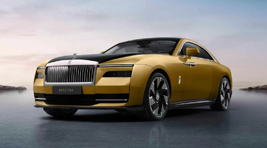 Luks i papërfunduar: Rolls-Royce te klientët e saj në listën e zezë