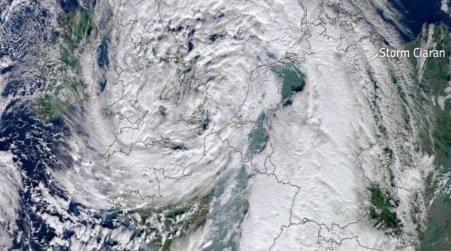 Sateliti i Monitorimit Klimatik në mbretërinë e Bashkuar