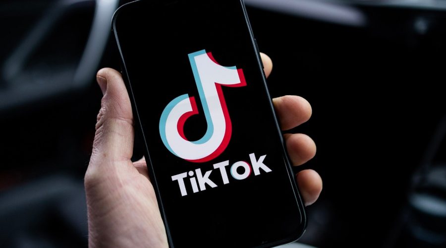 TikTok hedh poshtë akuzat e bllokimit në Malajzi