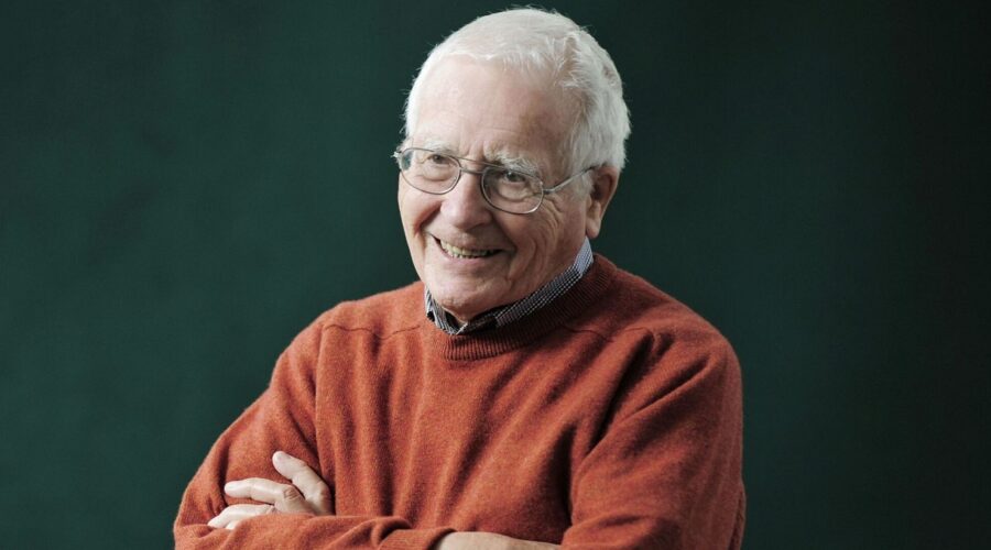 James Lovelock, shpikësi i hipotezës së Gaias, vdes në moshën 103-vjeçare